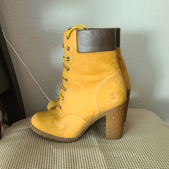 Timberland Ortholite Leather Heeled Boots - Picture 3 of 9